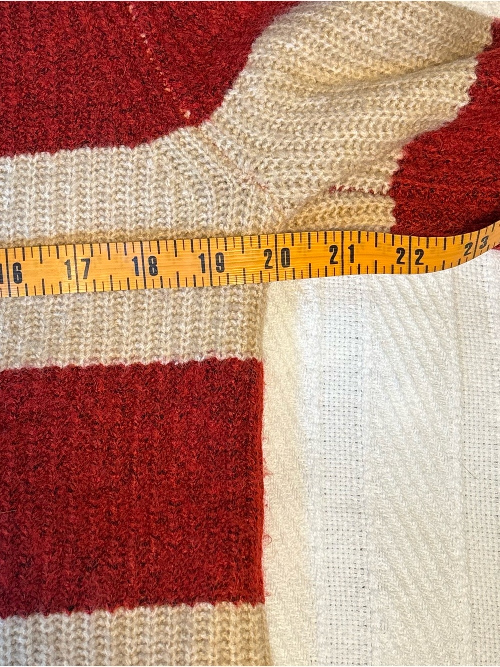American Eagle Women’s Sweater Size Medium Cardigan Red and Cream Striped V-Neck - Picture 6 of 7